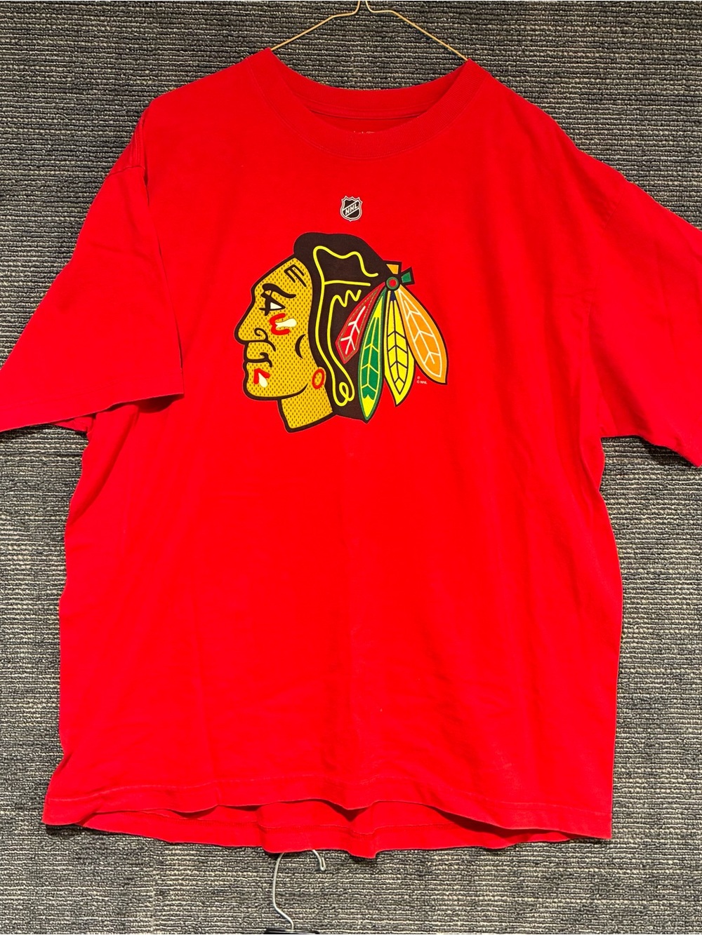 Men’s Reebok Blackhawks Short-Sleeve Graphic T-Shirt Toews 19